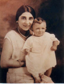 GrandmaPhylisWeb.jpg (13355 bytes)